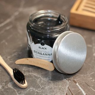 Aj zubná pasta môže byť prírodná a ekologicky balená… 🌱 A aj my doma sme sa potešili, keď sme na ne pred pár rokmi...